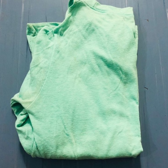 Mint green top - Picture 4 of 6